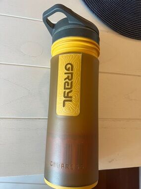 GeoPress Water Filter and Purifier Bottle - 24 fl. oz.
